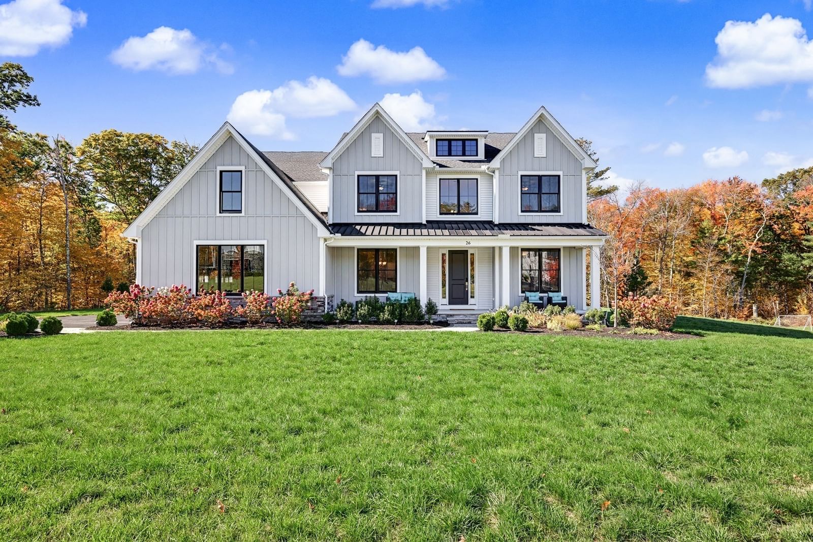 Property at 26 Whalen Rd, Hopkinton, MA 01748