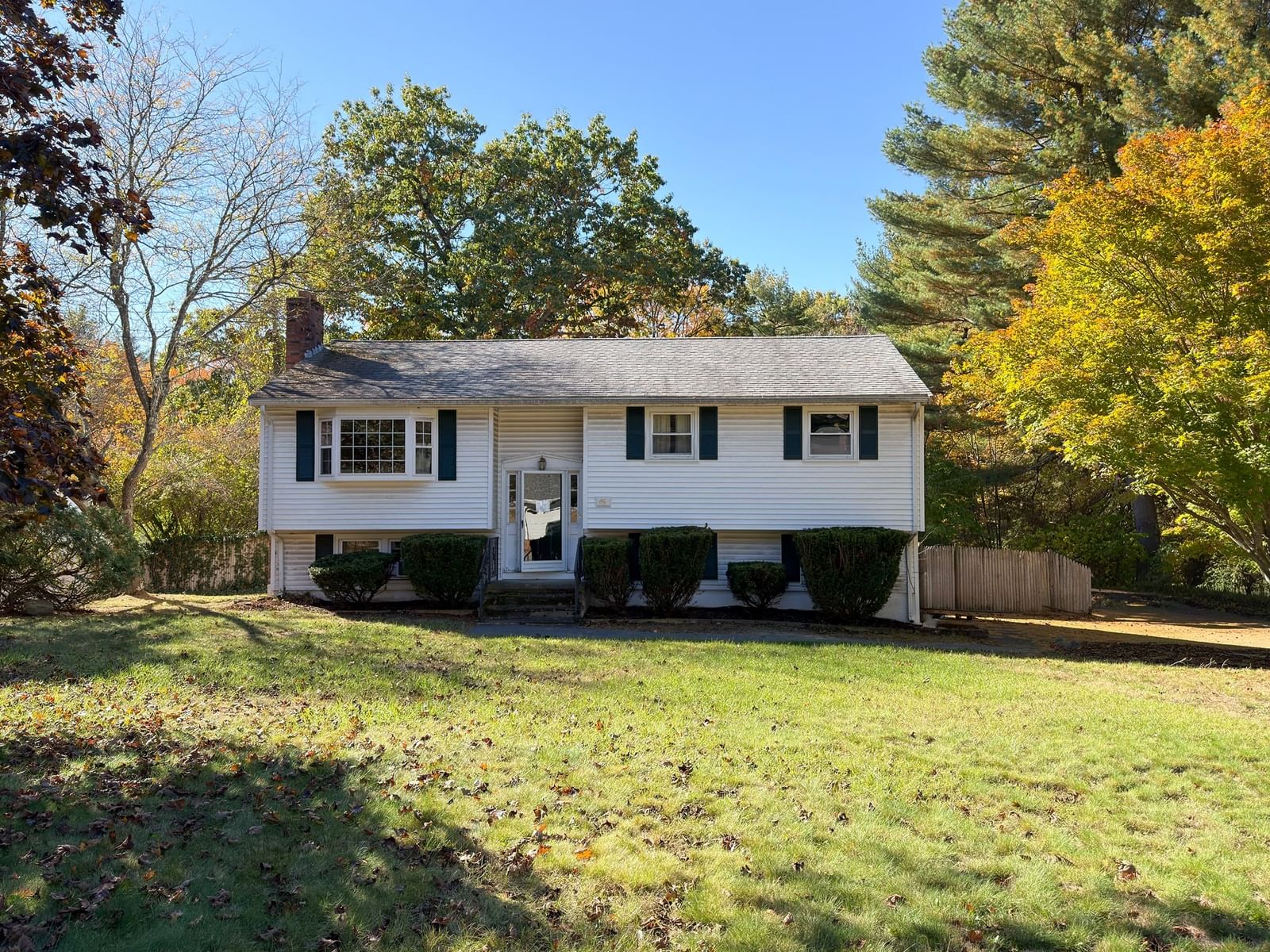 Property at 49 Bradford Rd, Tewksbury, MA 01876