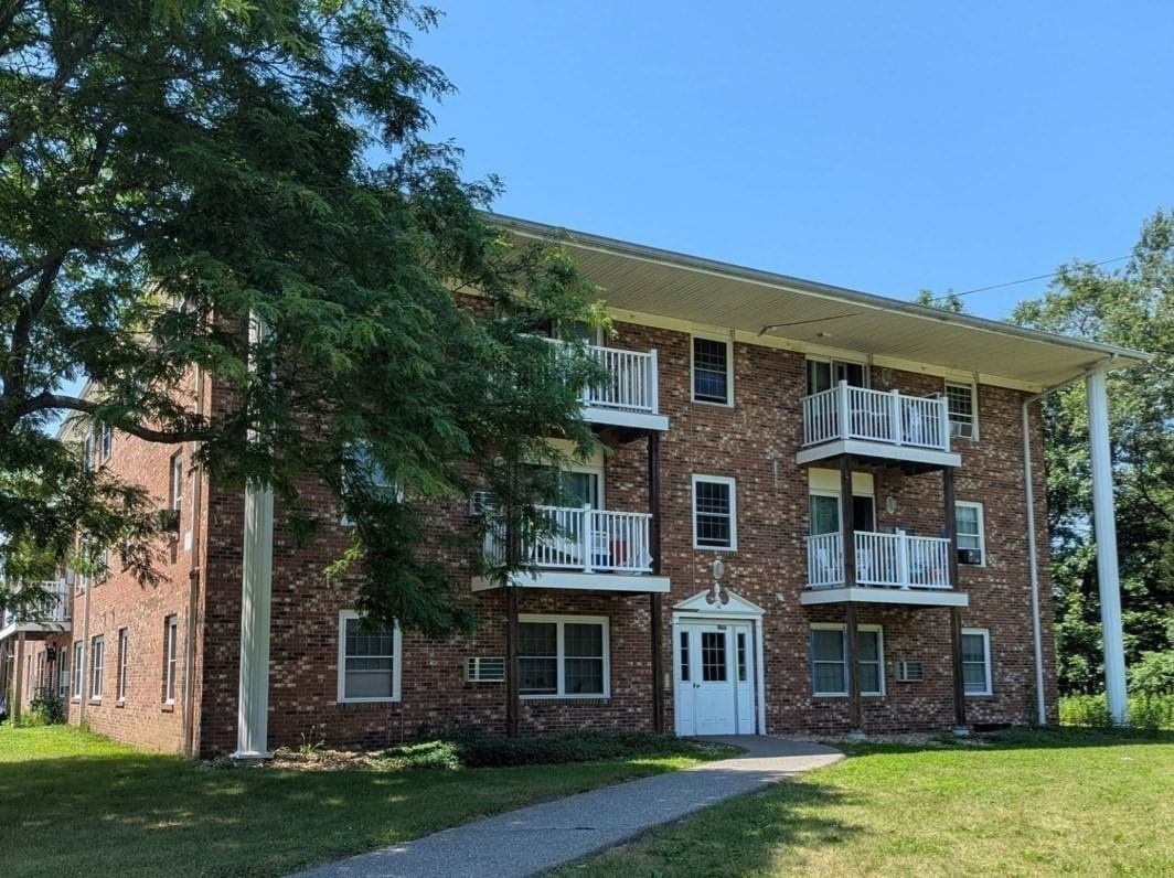 Property at 16 Woodman Way #8, Newburyport, MA 01950