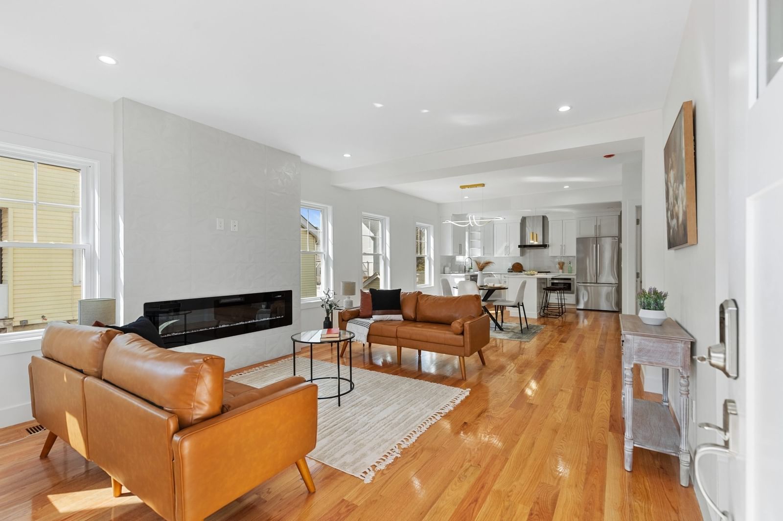 Property at 9-11 Harriet Ave #11, Belmont, MA 02478
