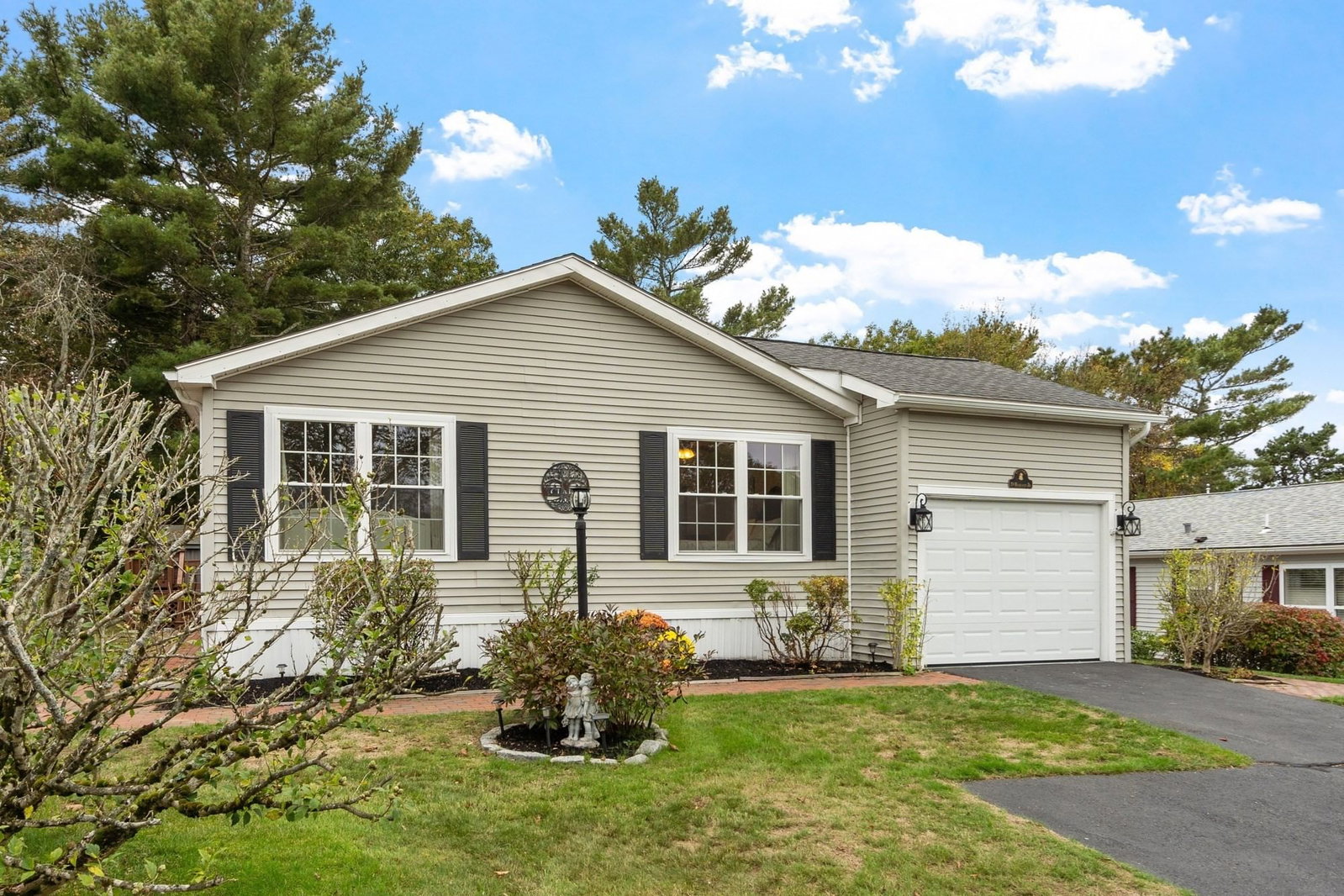 Property at 19 Headlands Drive, Plymouth, MA 02360
