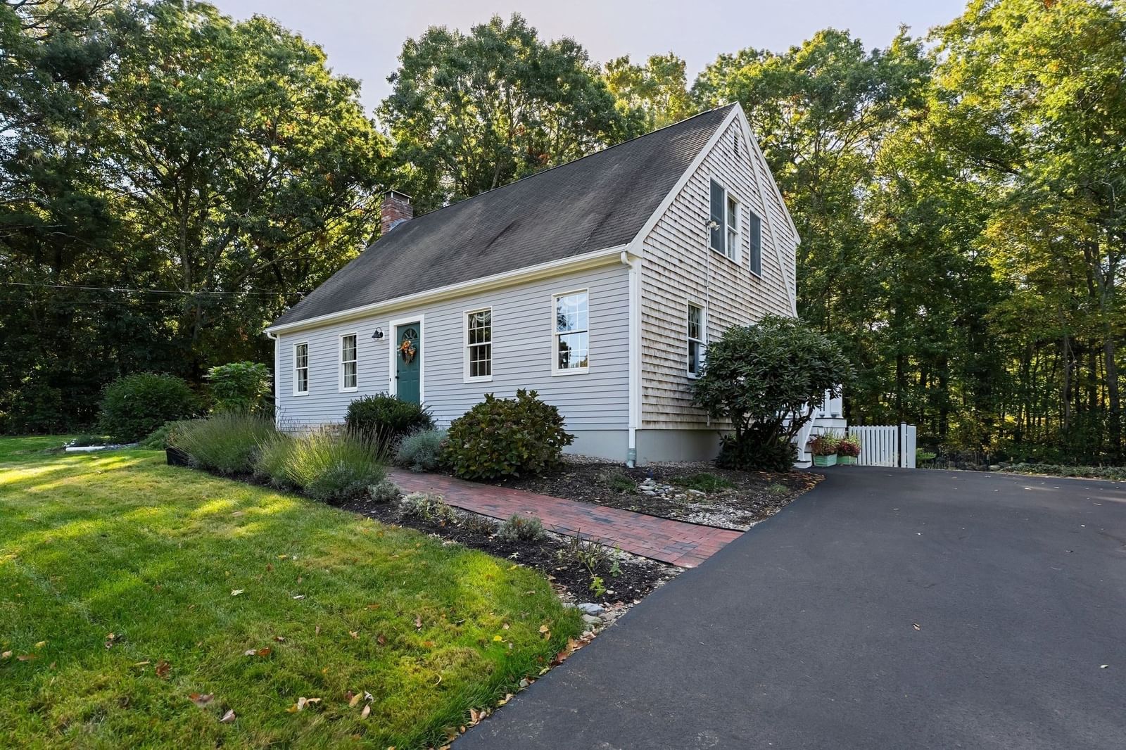 Property at 2 Brookside Drive, Bridgewater, MA 02324