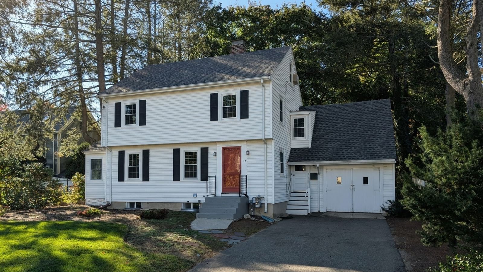 Property at 14 Gleason Rd, Lexington, MA 02420