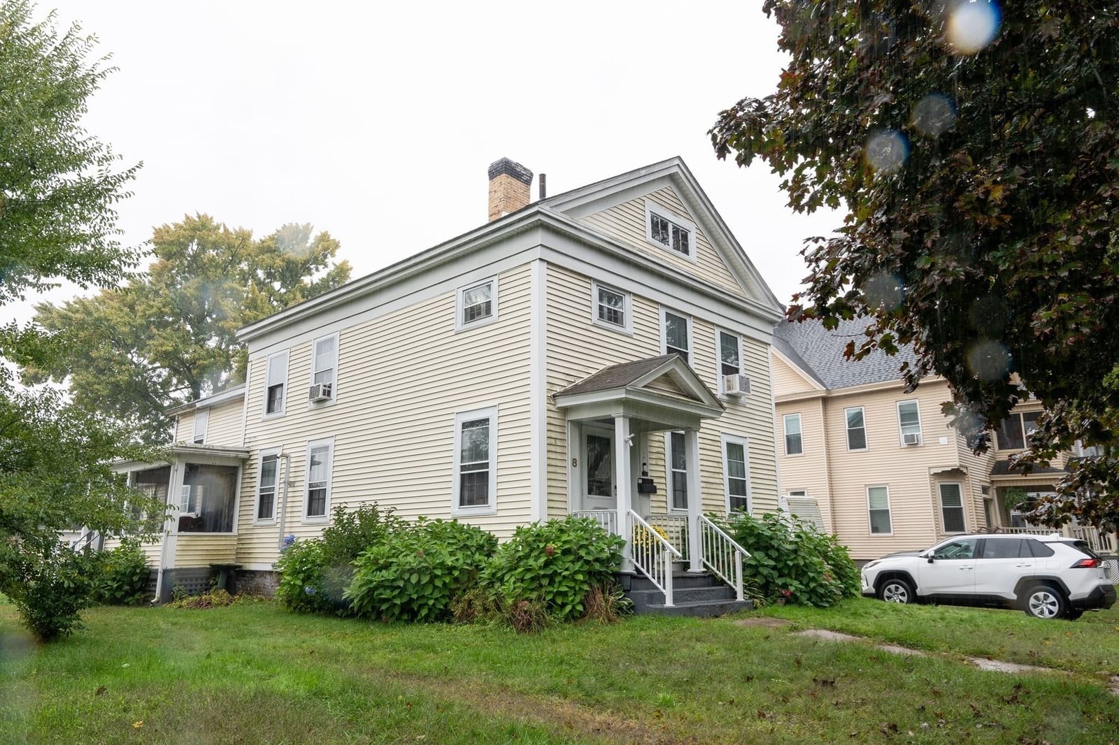 Property at 8 Woronoco Ave, Westfield, MA 01085