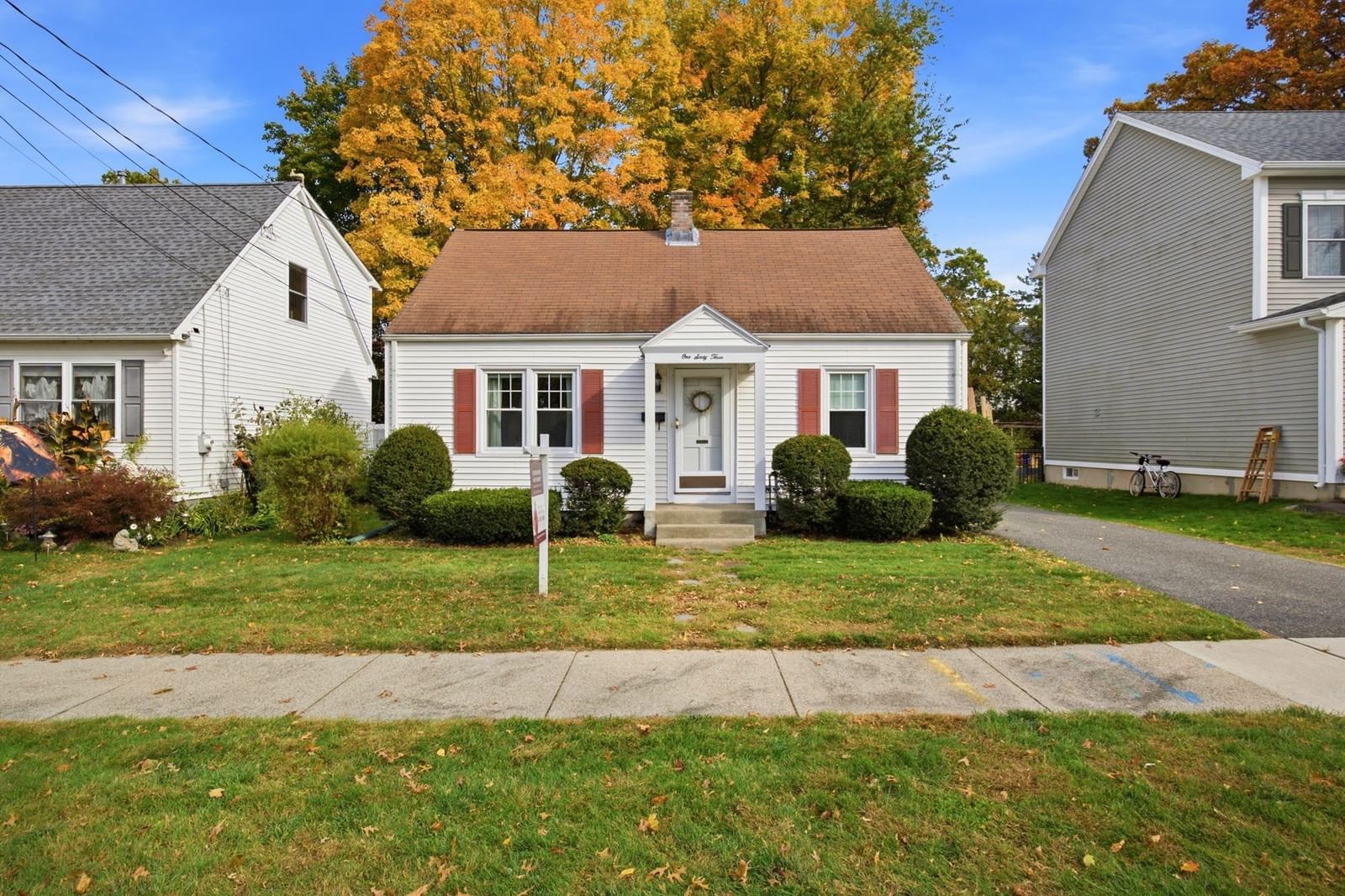 Property at 163 Ellsworth Ave, Springfield, MA 01118