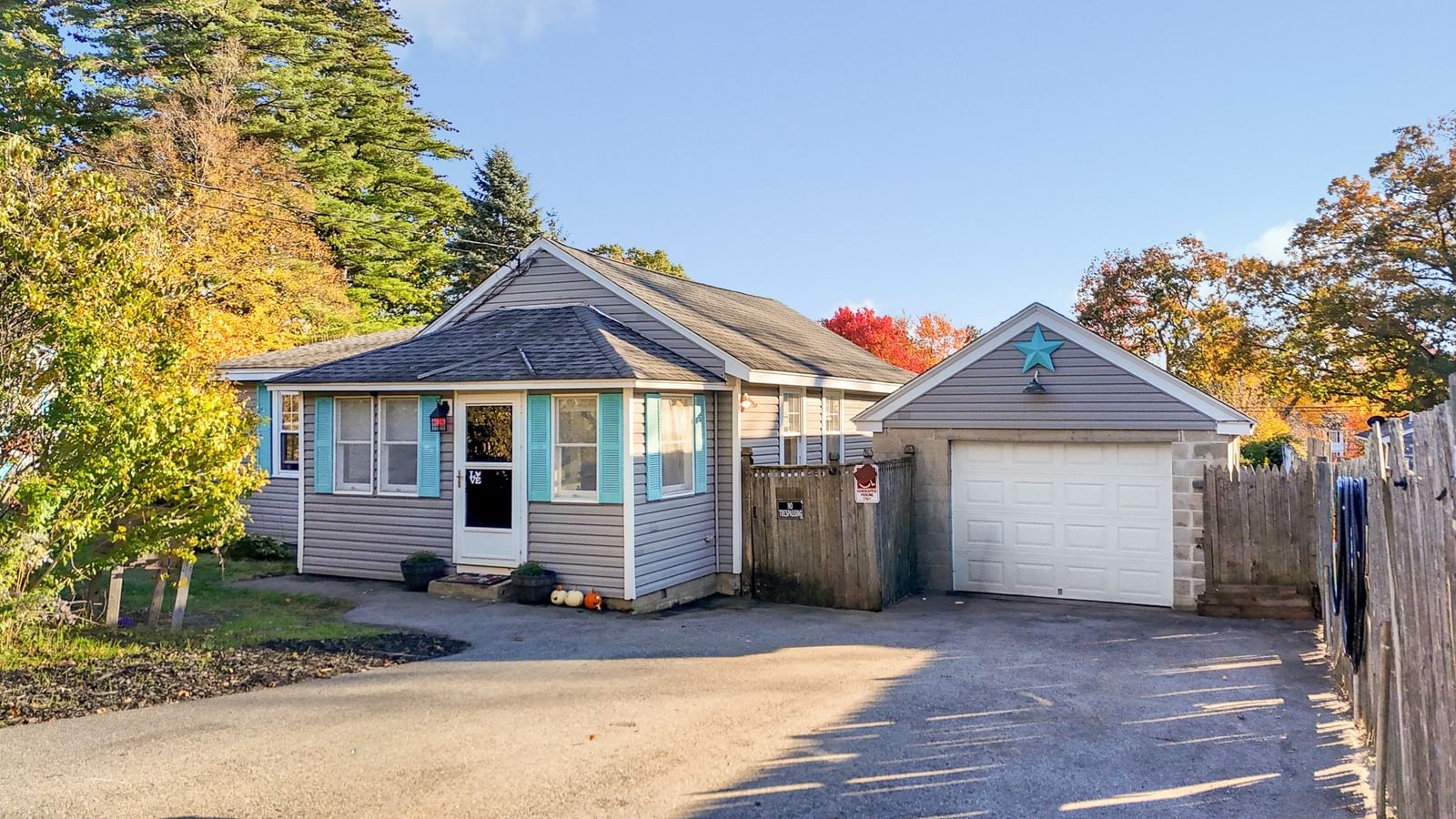 Property at 100 Hilltop Rd, Dracut, MA 01826
