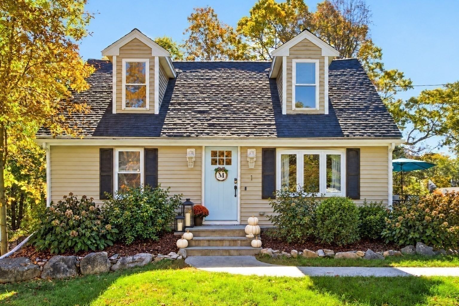 Property at 1 Alder St, Medway, MA 02053