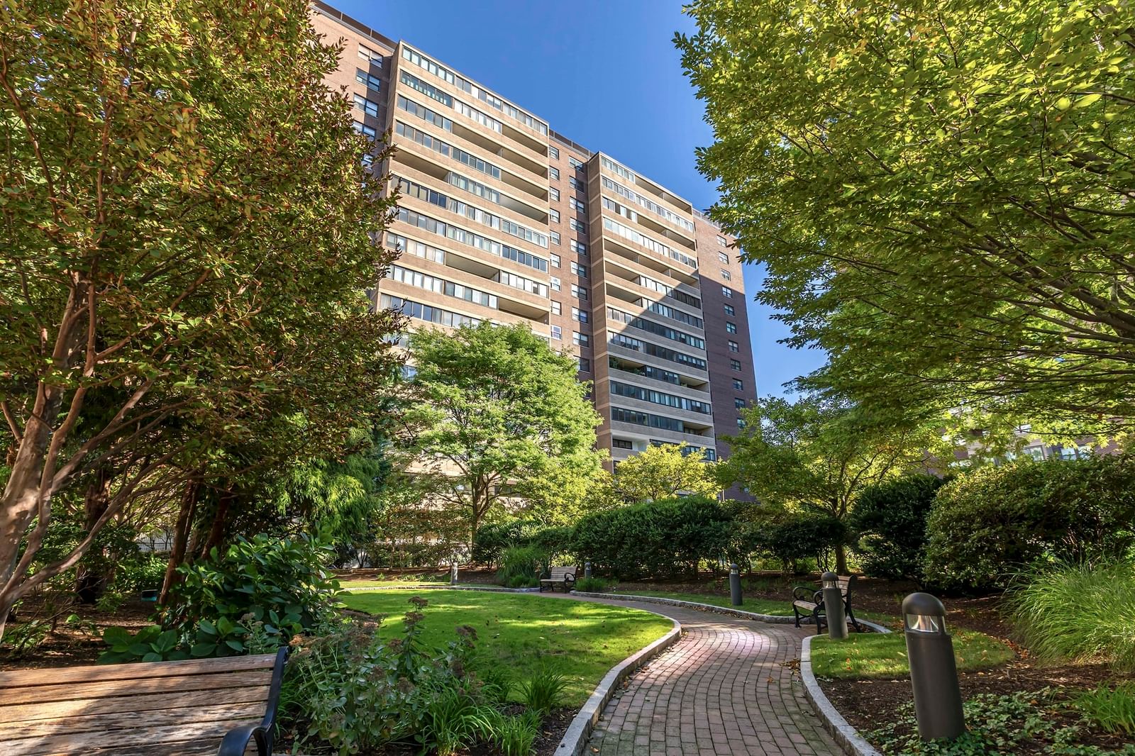 Property at 9 Hawthorne Place #7G, Boston, MA 02114