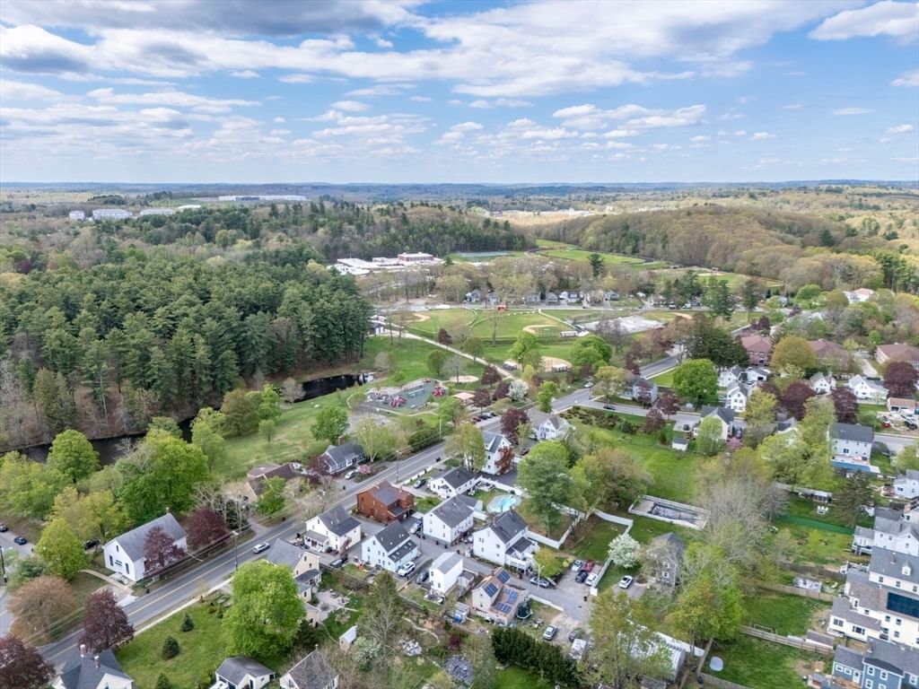 17-19 Whitehall Rd, Amesbury, MA, 17-19 Whitehall Rd, Amesbury, MA Photo #34