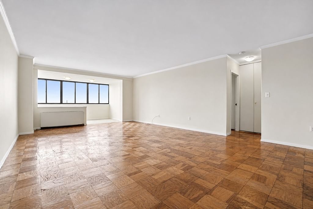 8 Whittier Pl #21B, Boston, MA Photo #2