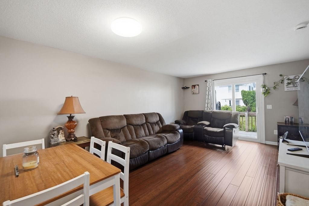 55 Empire St #11, Chicopee, MA, 55 Empire St #11, Chicopee, MA Photo #4