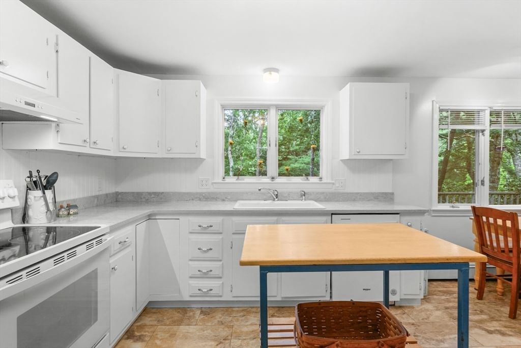 24 Faunce Mountain Rd, Sandwich, MA, 24 Faunce Mountain Rd, Sandwich, MA Photo #11