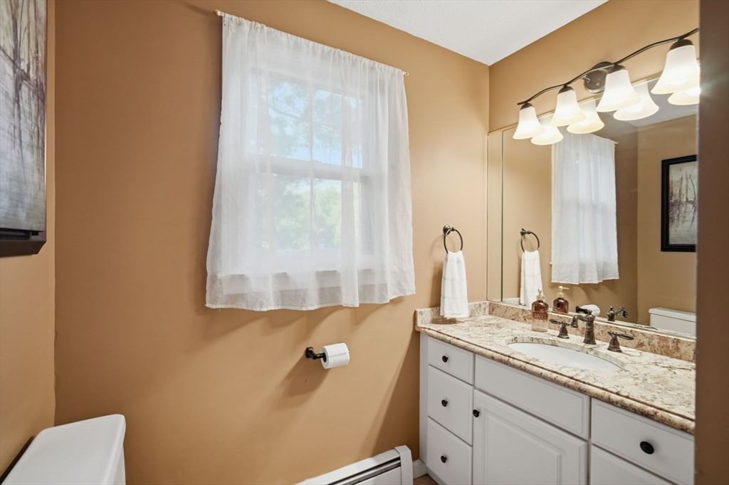35 Cross Meadow Rd, East Longmeadow, MA, 35 Cross Meadow Rd, East Longmeadow, MA Photo #11