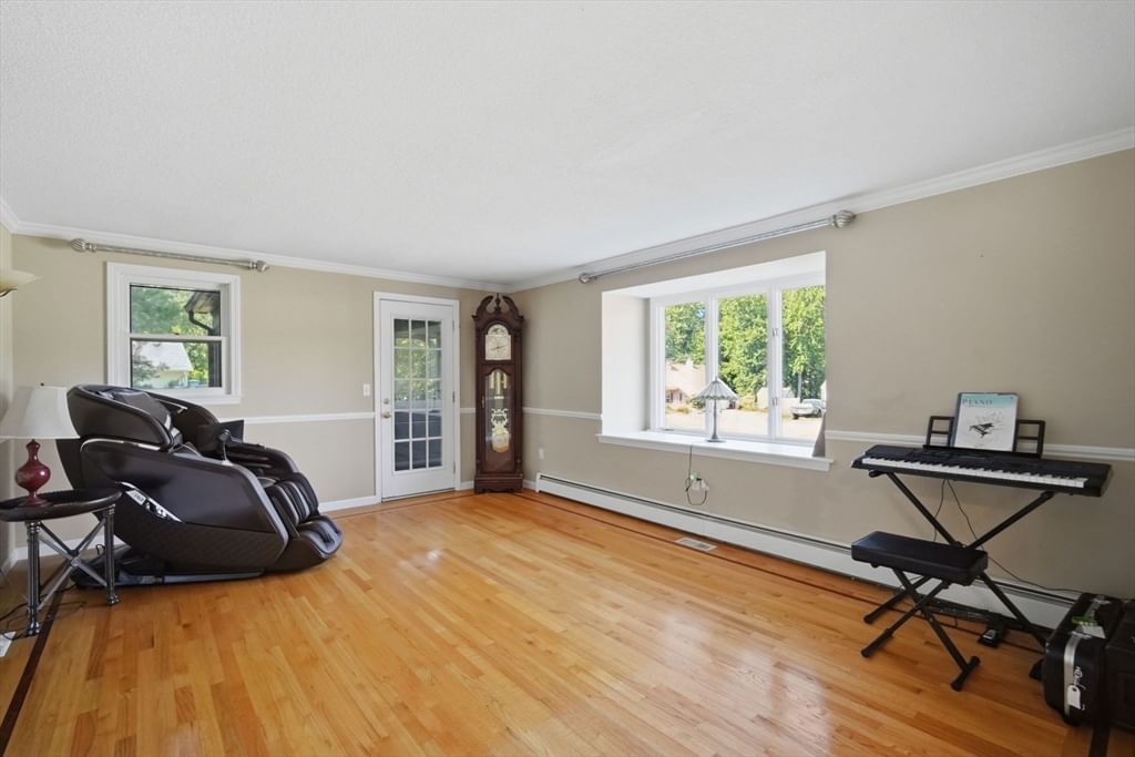 35 Cross Meadow Rd, East Longmeadow, MA, 35 Cross Meadow Rd, East Longmeadow, MA Photo #3