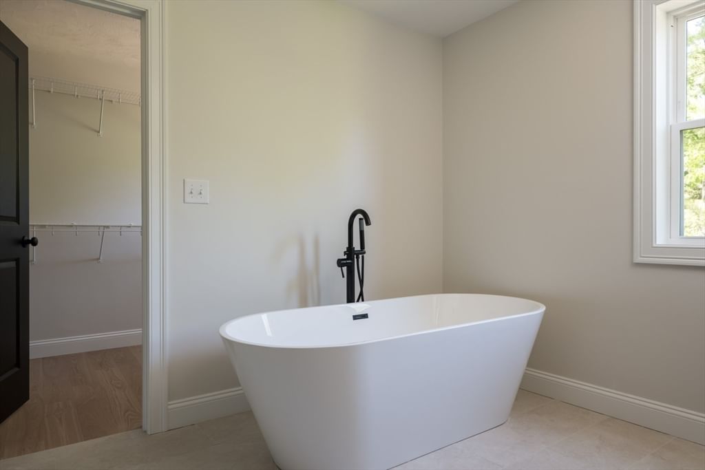 86 High Street #2, Carver, MA Photo #24