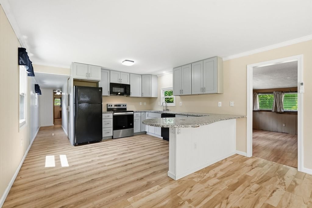 78 Searle Rd, Huntington, MA, 78 Searle Rd, Huntington, MA Photo #11
