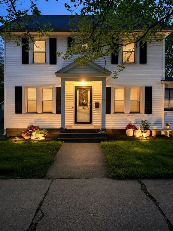 Photo of 14 Castle St, Springfield, MA