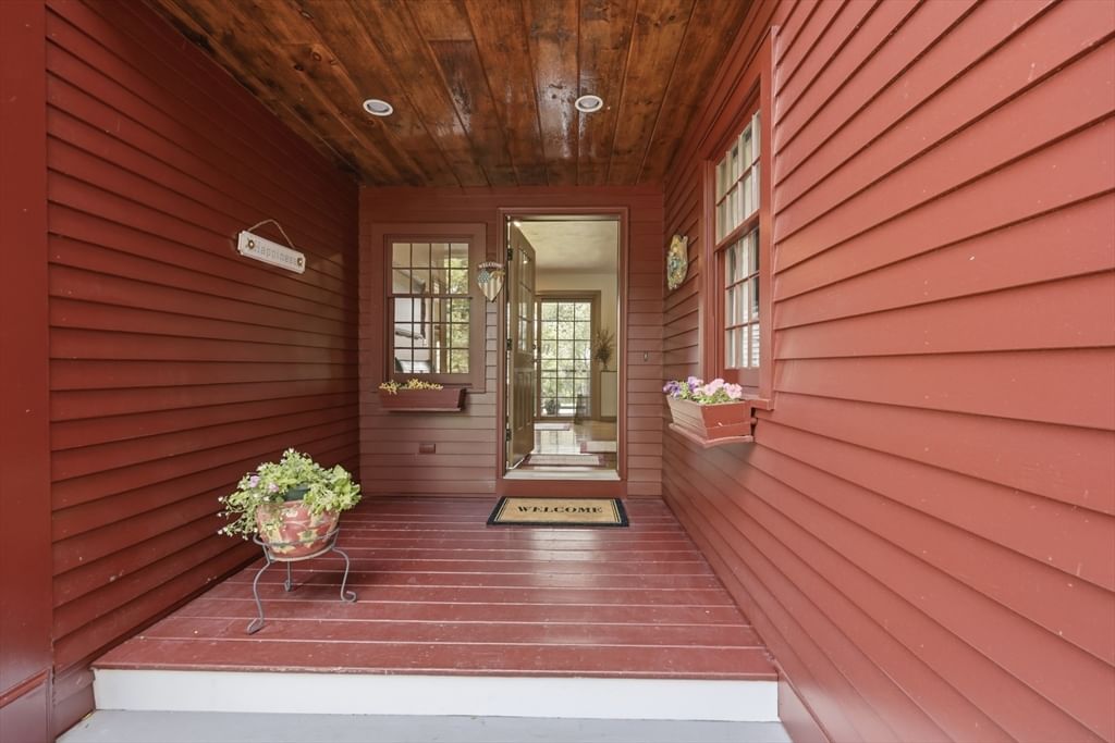 11 Betty St, Auburn, MA, 11 Betty St, Auburn, MA Photo #3