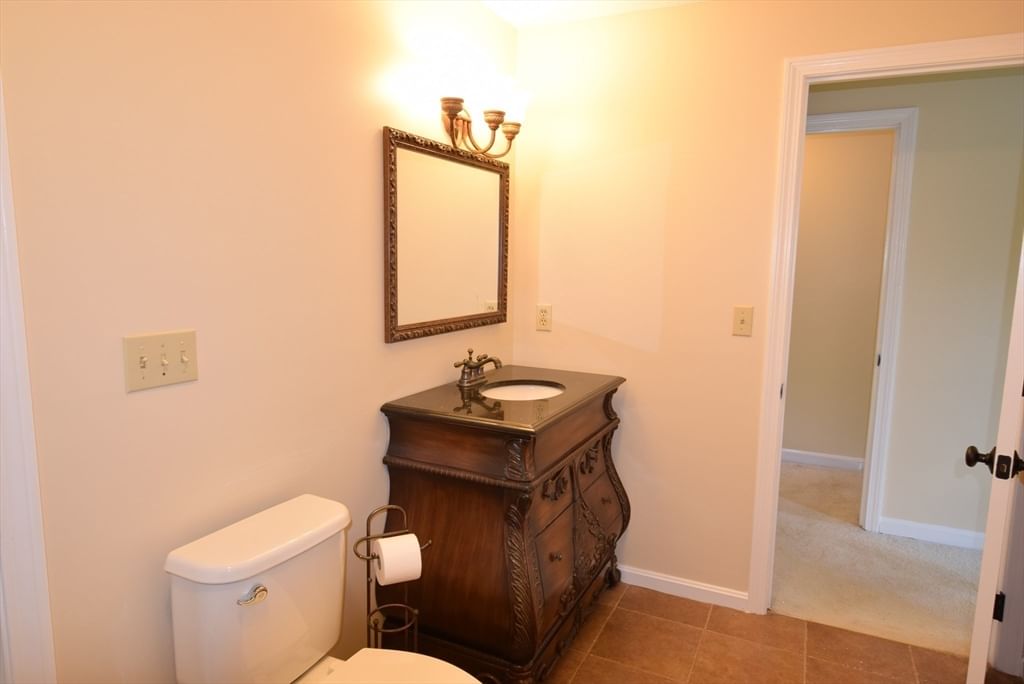 C4 Scotty Hollow Dr #C4, Chelmsford, MA, C4 Scotty Hollow Dr #C4, Chelmsford, MA Photo #17
