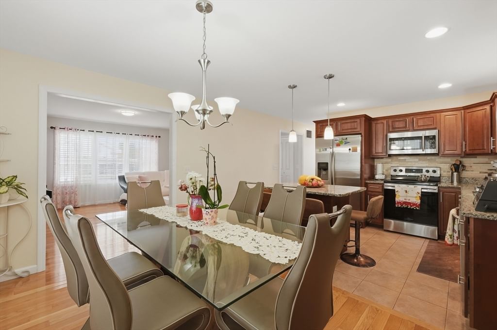 414 Bay Street, Fall River, MA Photo #11