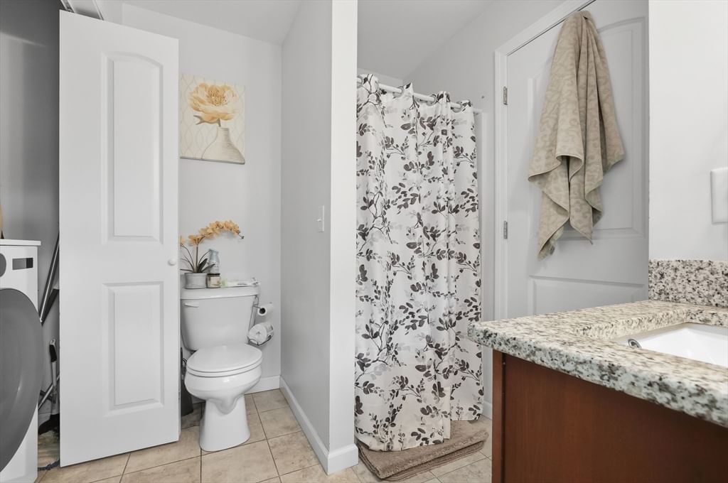 414 Bay Street, Fall River, MA Photo #16