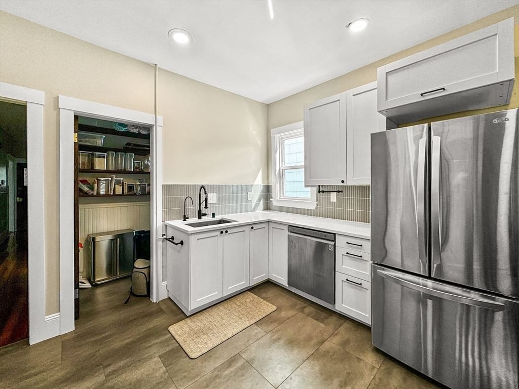 56 Dorset St #1, Boston, MA Photo #2