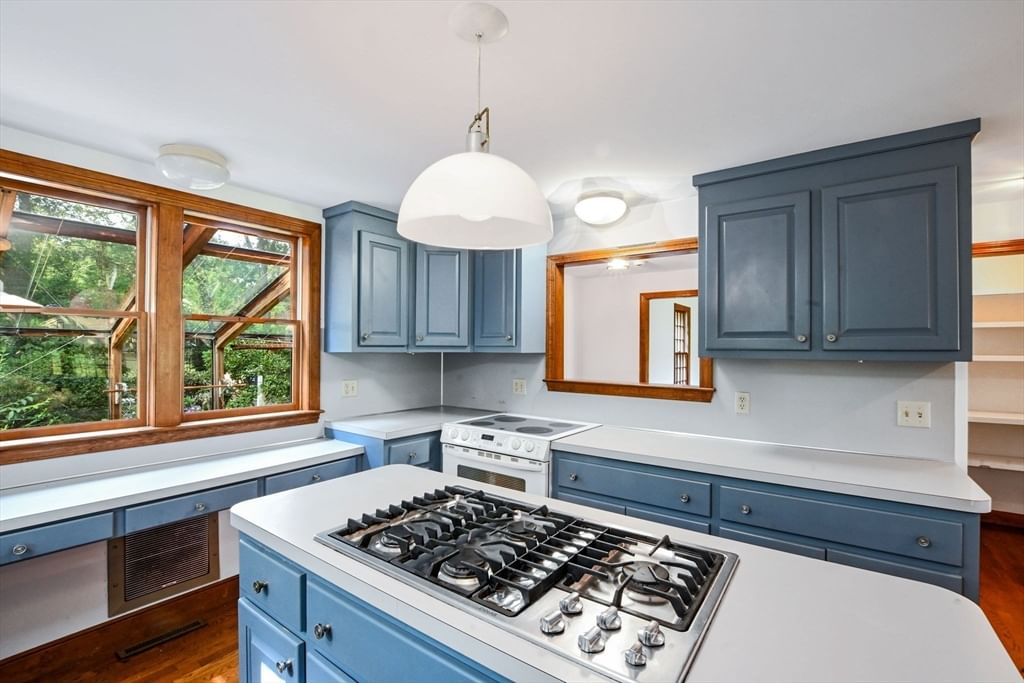 72 Loop Rd, Falmouth, MA, 72 Loop Rd, Falmouth, MA Photo #12