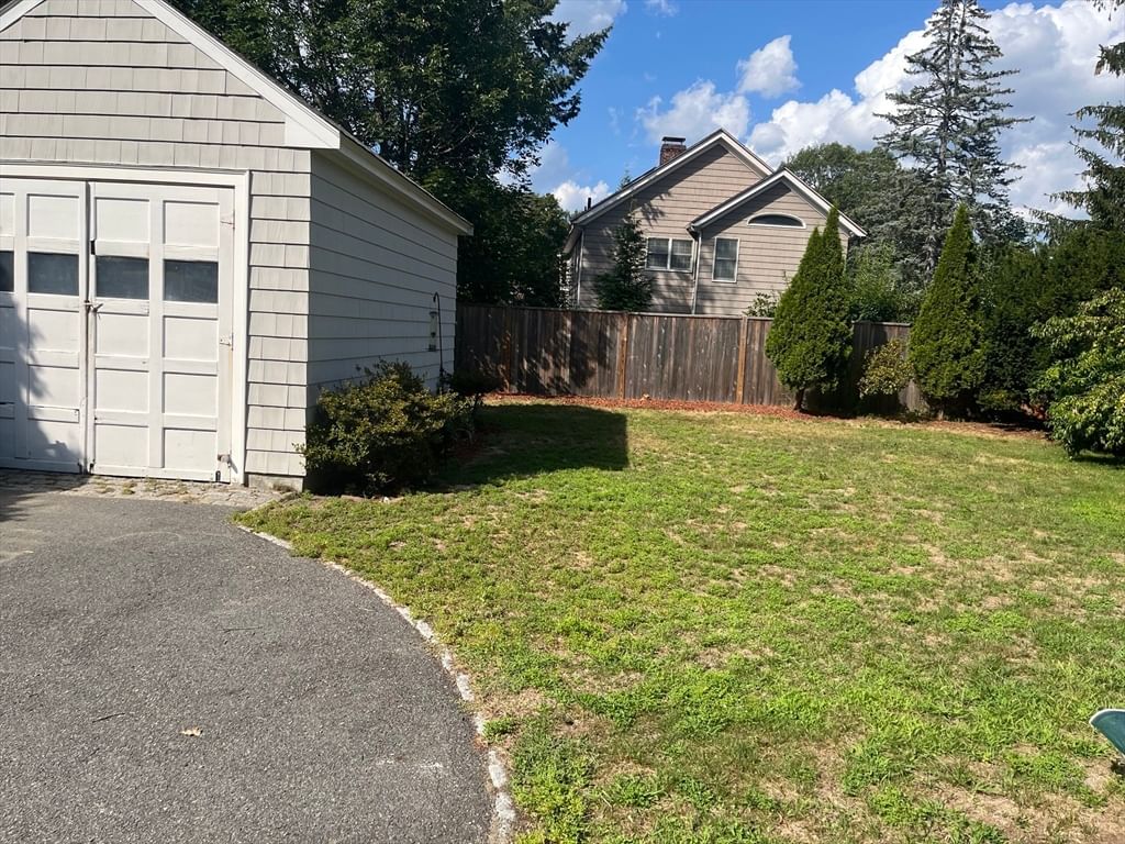 24 Leslie Rd #B, Newton, MA, 24 Leslie Rd #B, Newton, MA Photo #2