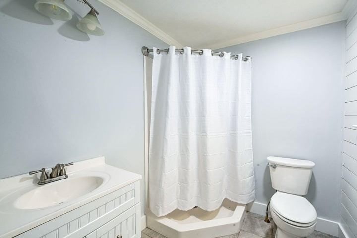 620 Boxberry Hill Road, Falmouth, MA Photo #19