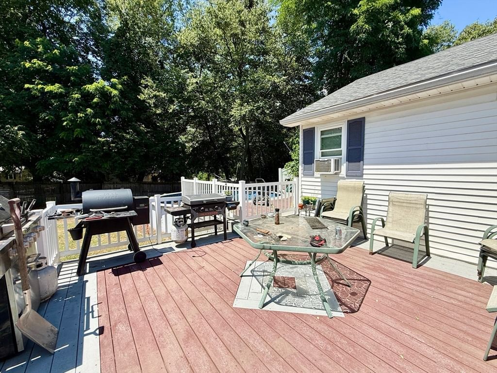 66 Barrison St, Springfield, MA Photo #35