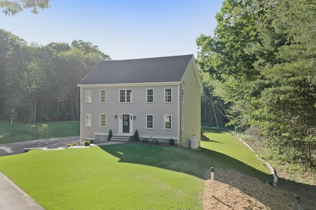 43 Martin Road, Douglas, MA, 43 Martin Road, Douglas, MA Photo #2