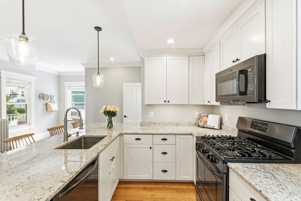 36 Leonard St, North Attleboro, MA Photo #17