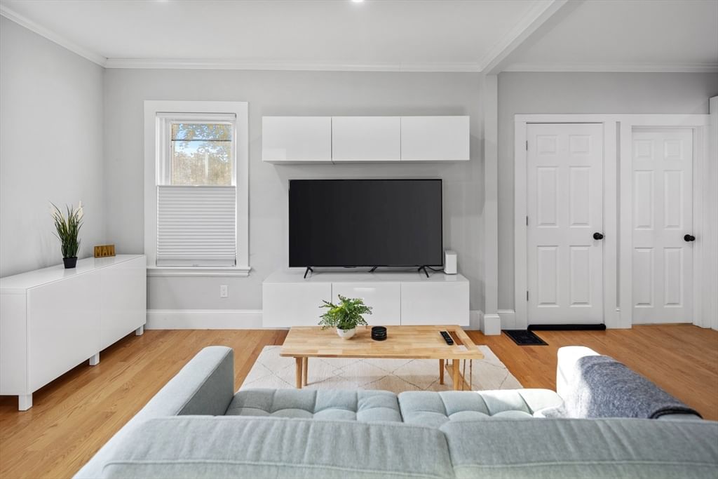 14 Everett ST #14-1, Medford, MA Photo #5
