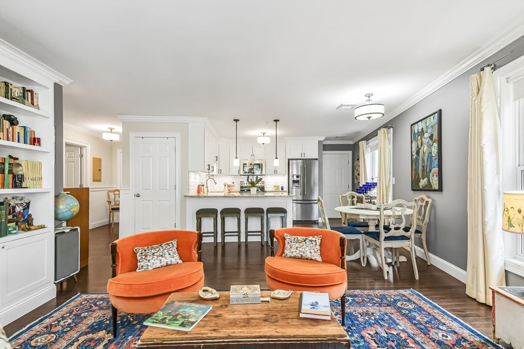 Photo of 104 Main St, Amesbury, MA