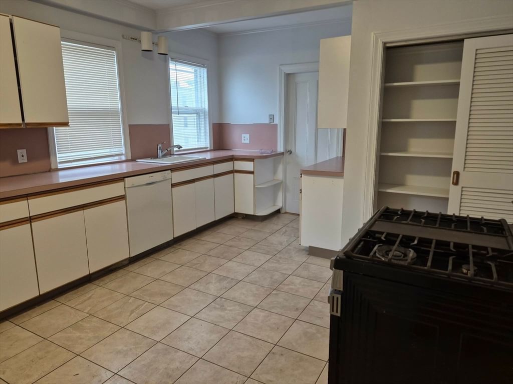 247-249 Park Street #2, Boston, MA, 247-249 Park Street #2, Boston, MA Photo #4