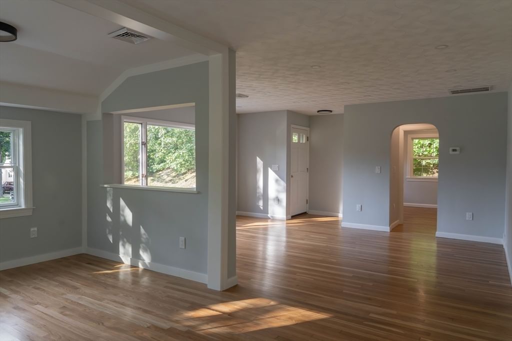 177 Hartford Ave E Ave, Uxbridge, MA Photo #7
