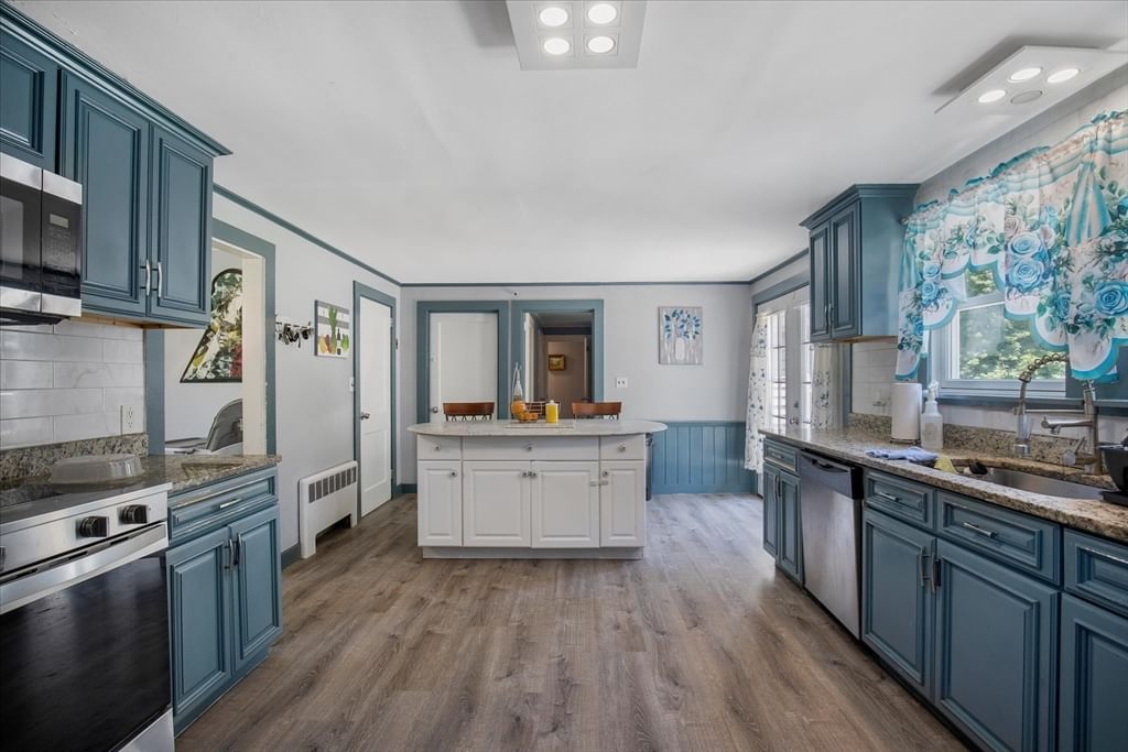 160 Lincoln Rd, Barnstable, MA Photo #7