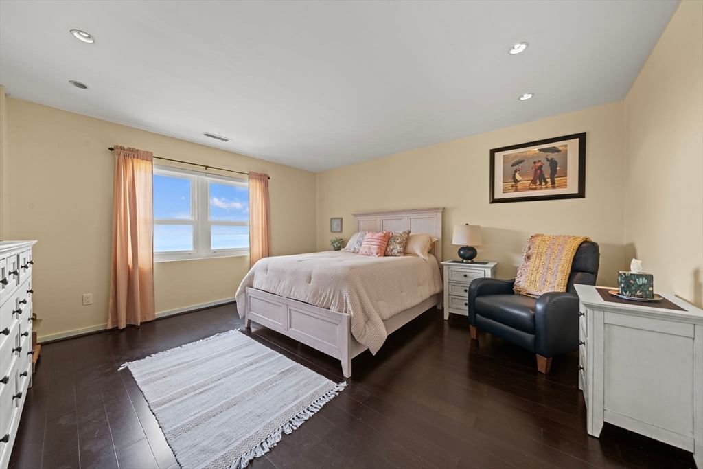 1 Seal Harbor #700, Winthrop, MA, 1 Seal Harbor #700, Winthrop, MA Photo #12