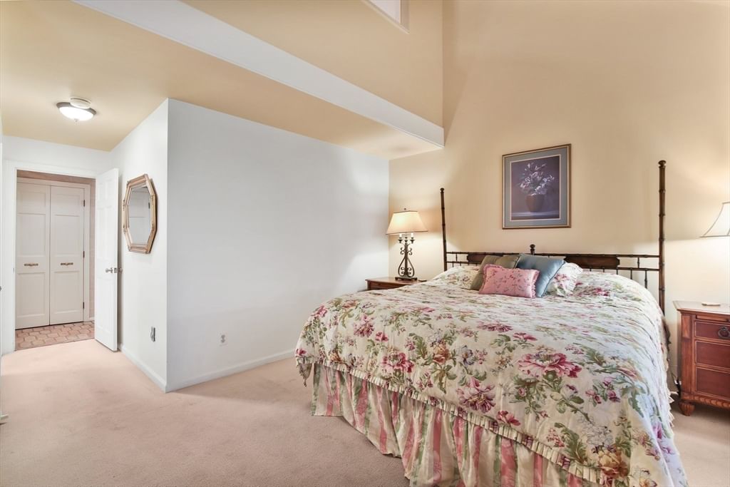 208 Tanglewood Dr, Longmeadow, MA, 208 Tanglewood Dr, Longmeadow, MA Photo #21