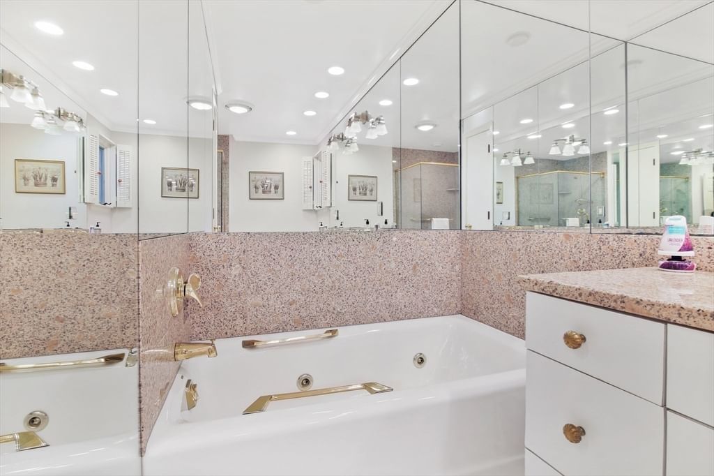 208 Tanglewood Dr, Longmeadow, MA, 208 Tanglewood Dr, Longmeadow, MA Photo #27