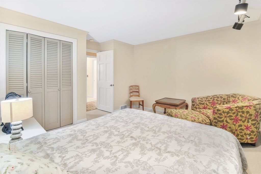 208 Tanglewood Dr, Longmeadow, MA, 208 Tanglewood Dr, Longmeadow, MA Photo #32