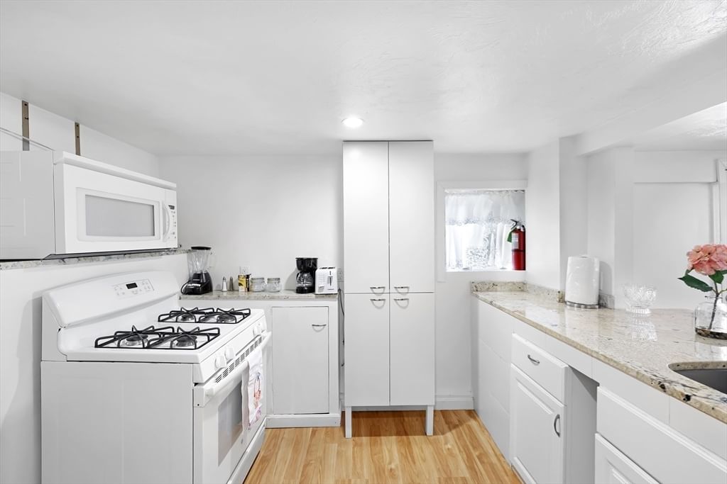 875 Granite Street #1, Braintree, MA, 875 Granite Street #1, Braintree, MA Photo #2