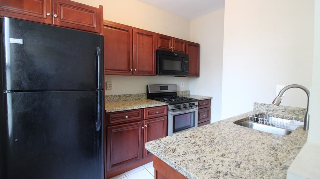 47 Franklin St #2, Somerville, MA, 47 Franklin St #2, Somerville, MA Photo #2