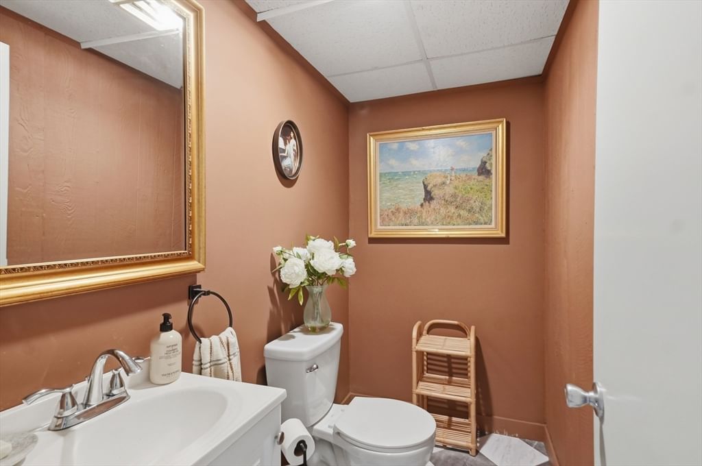 334 Rogers St, Lowell, MA, 334 Rogers St, Lowell, MA Photo #30