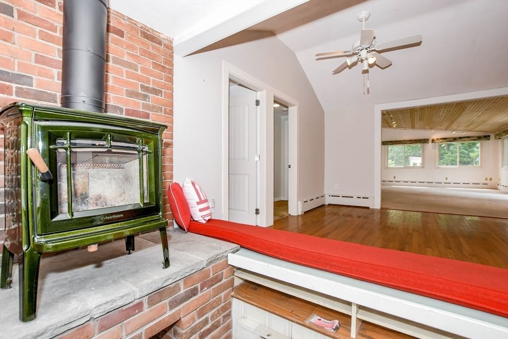 14 Crapo Street, Marion, MA Photo #9
