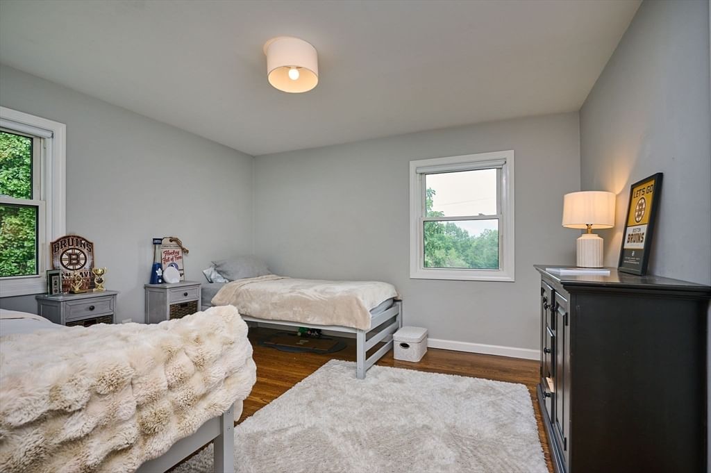 194 Pleasant St, East Longmeadow, MA Photo #13