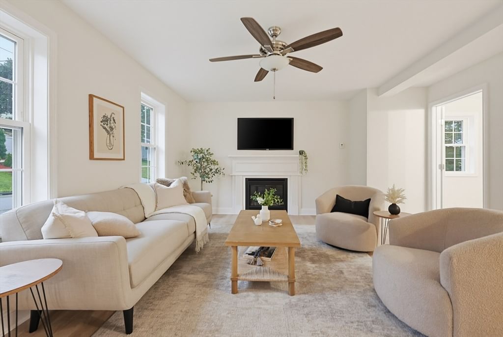 18 Bullard Ave, Worcester, MA Photo #3