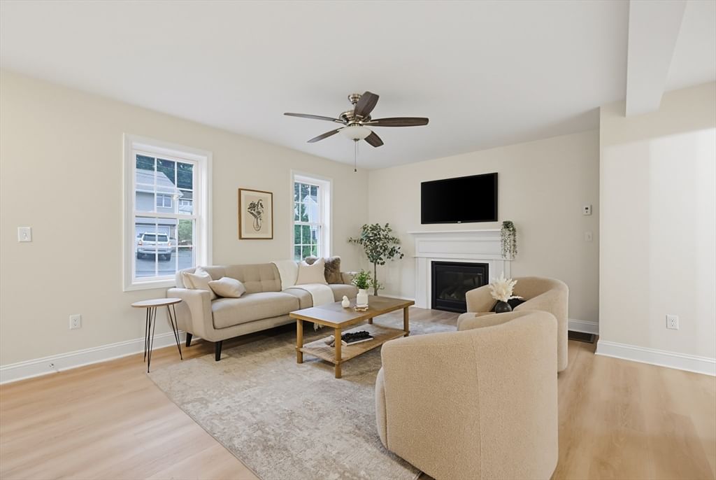 18 Bullard Ave, Worcester, MA Photo #6