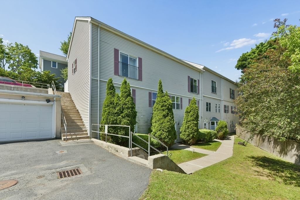 110 Coolidge Hill Rd #2, Watertown, MA, 110 Coolidge Hill Rd #2, Watertown, MA Photo #17