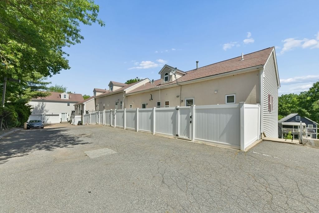 110 Coolidge Hill Rd #2, Watertown, MA, 110 Coolidge Hill Rd #2, Watertown, MA Photo #18